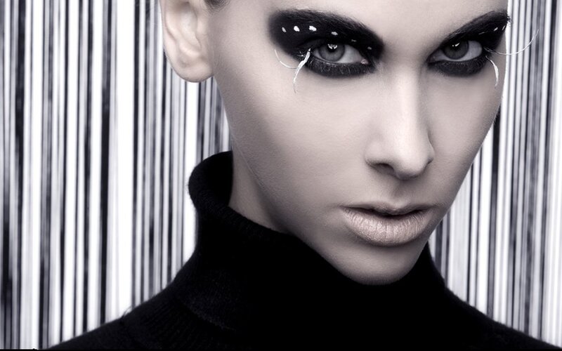 woman with dramatic makeup