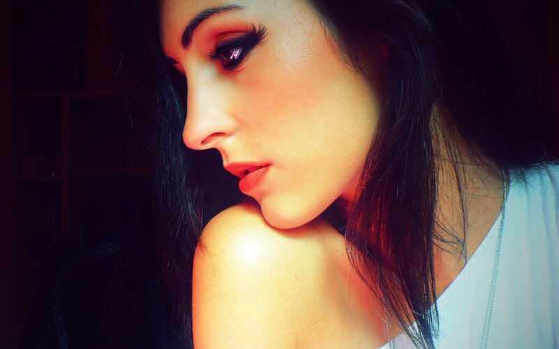 woman with dramatic makeup