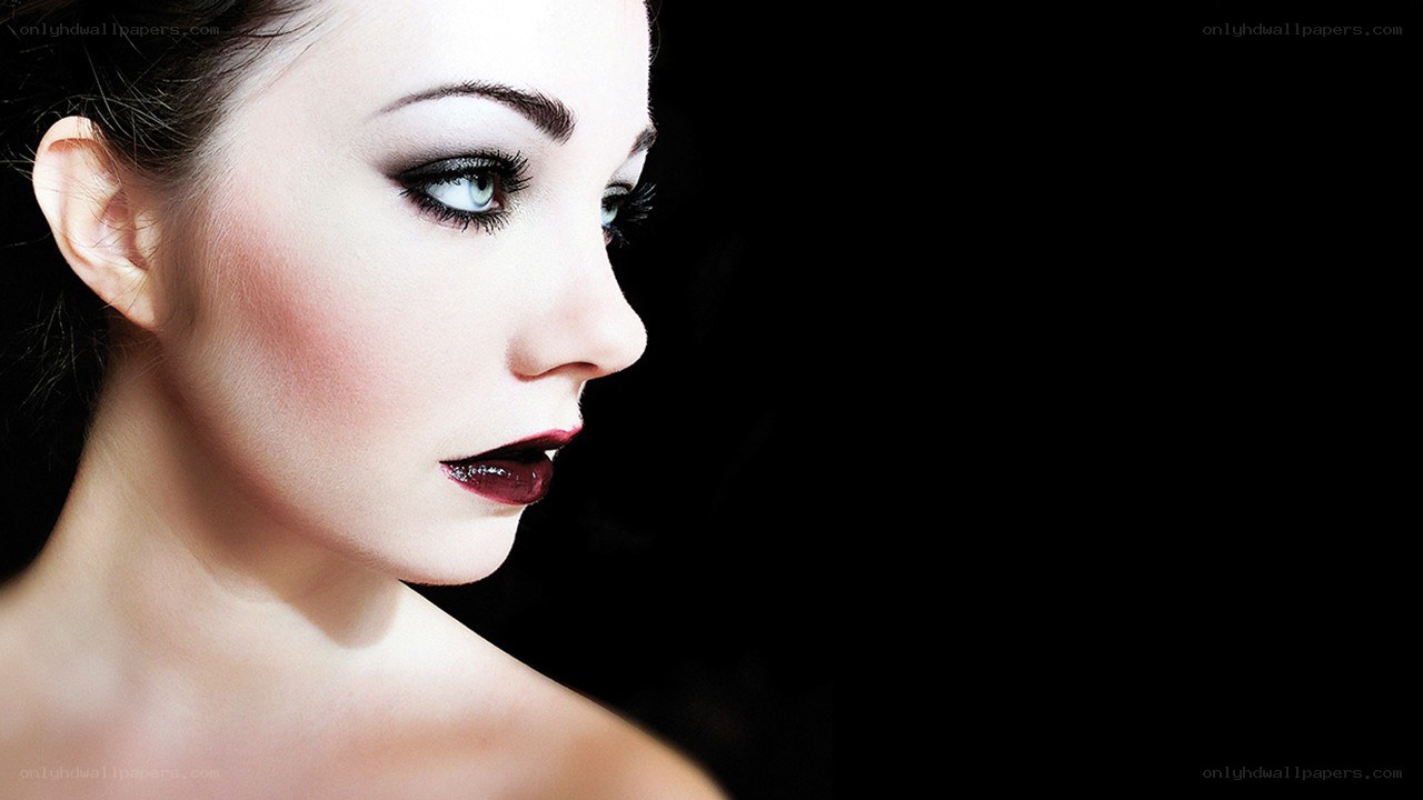 woman with dramatic makeup