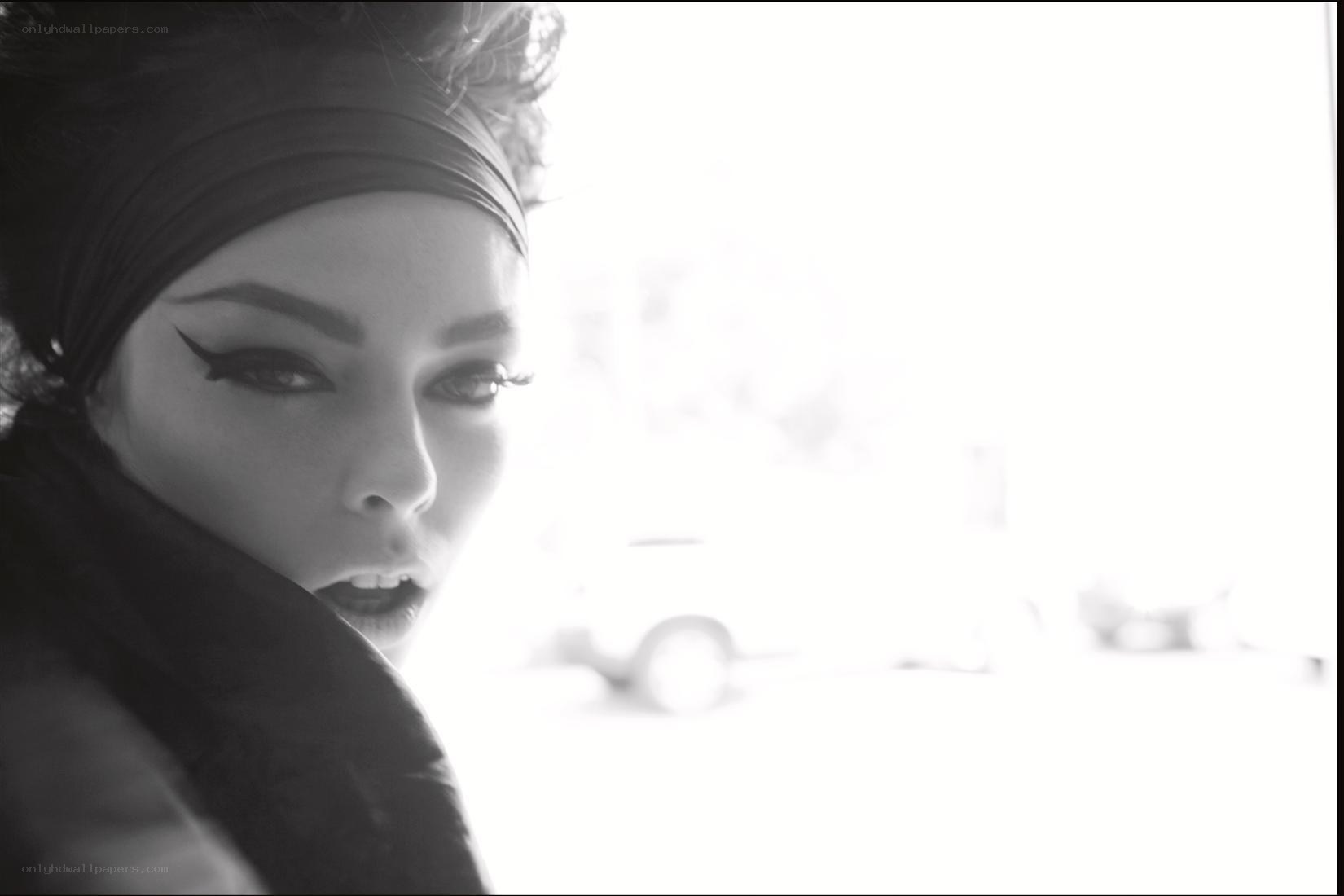 woman with dramatic makeup