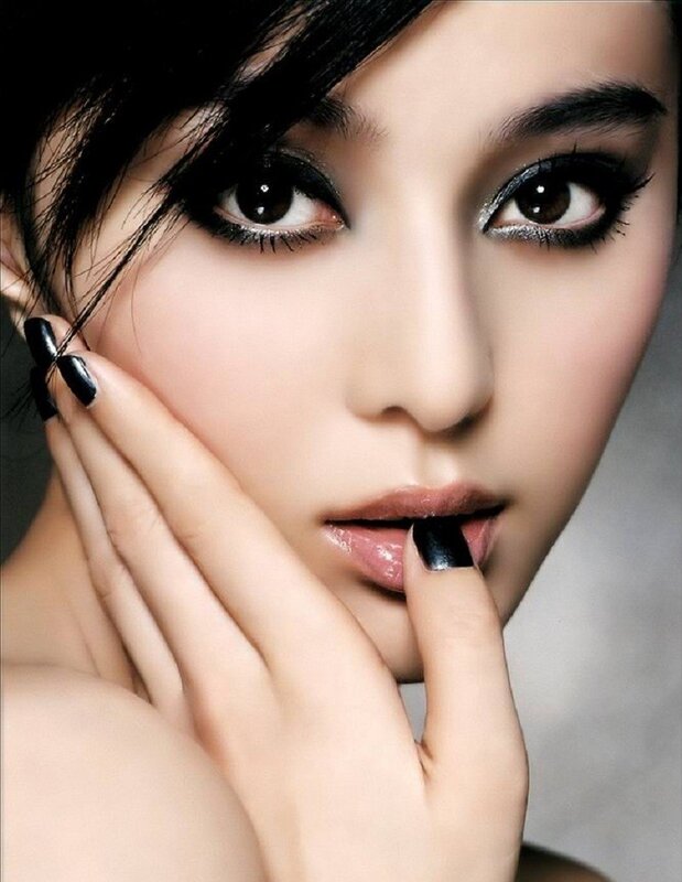 woman with dramatic makeup