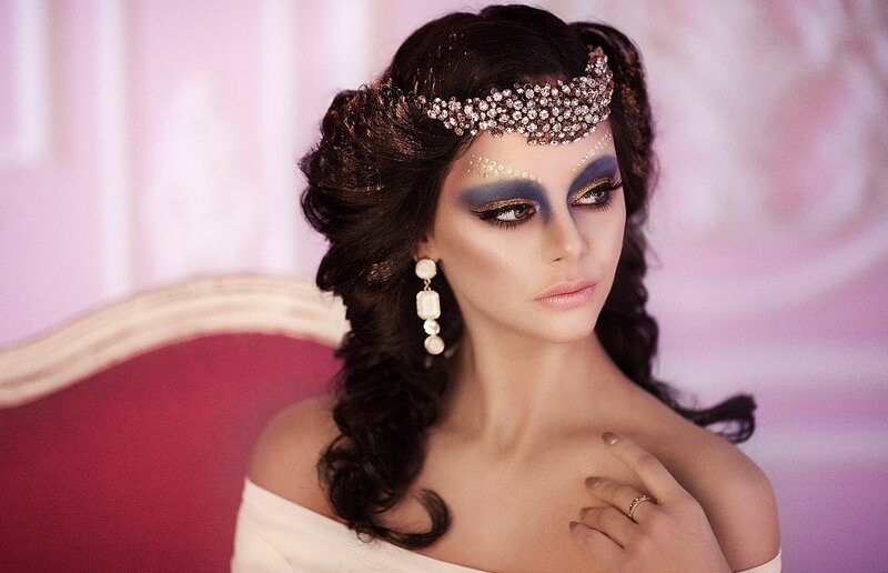 Woman with Dramatic Makeup — Pink, Photograph
