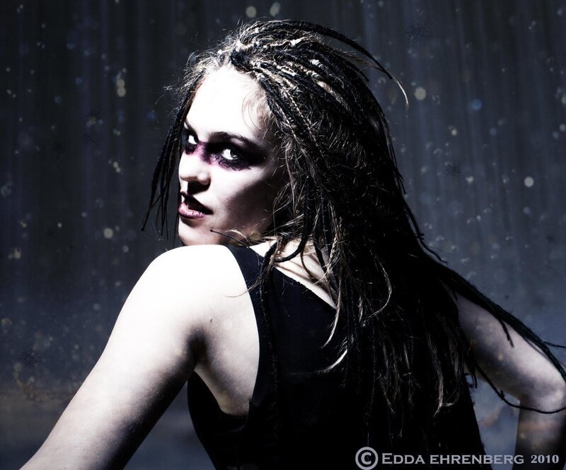Woman with Dreadlocks — Black, Dramatic