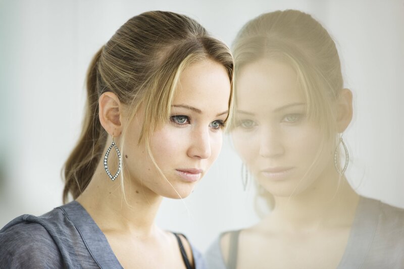 woman with earrings in portrait