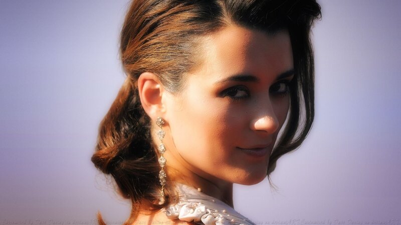 Woman with Earrings — Purple, Dramatic