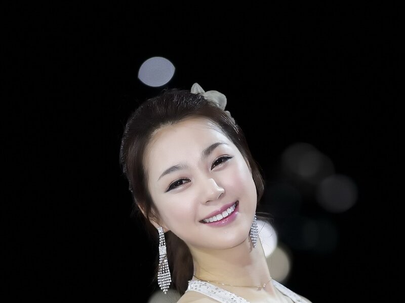 Woman with Earrings — White