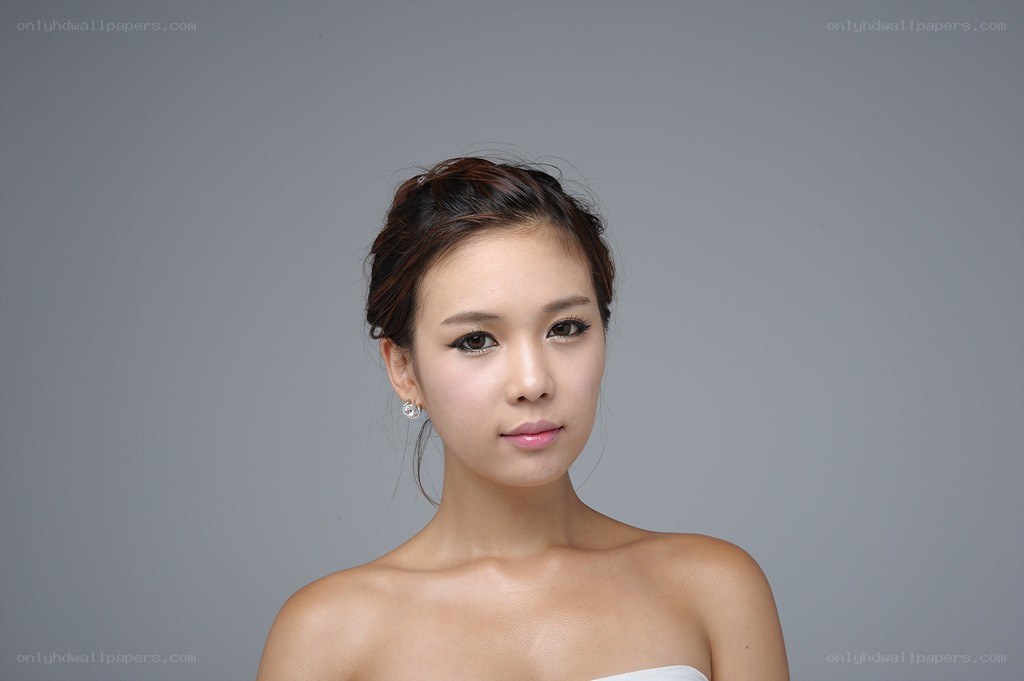 woman with elegant makeup