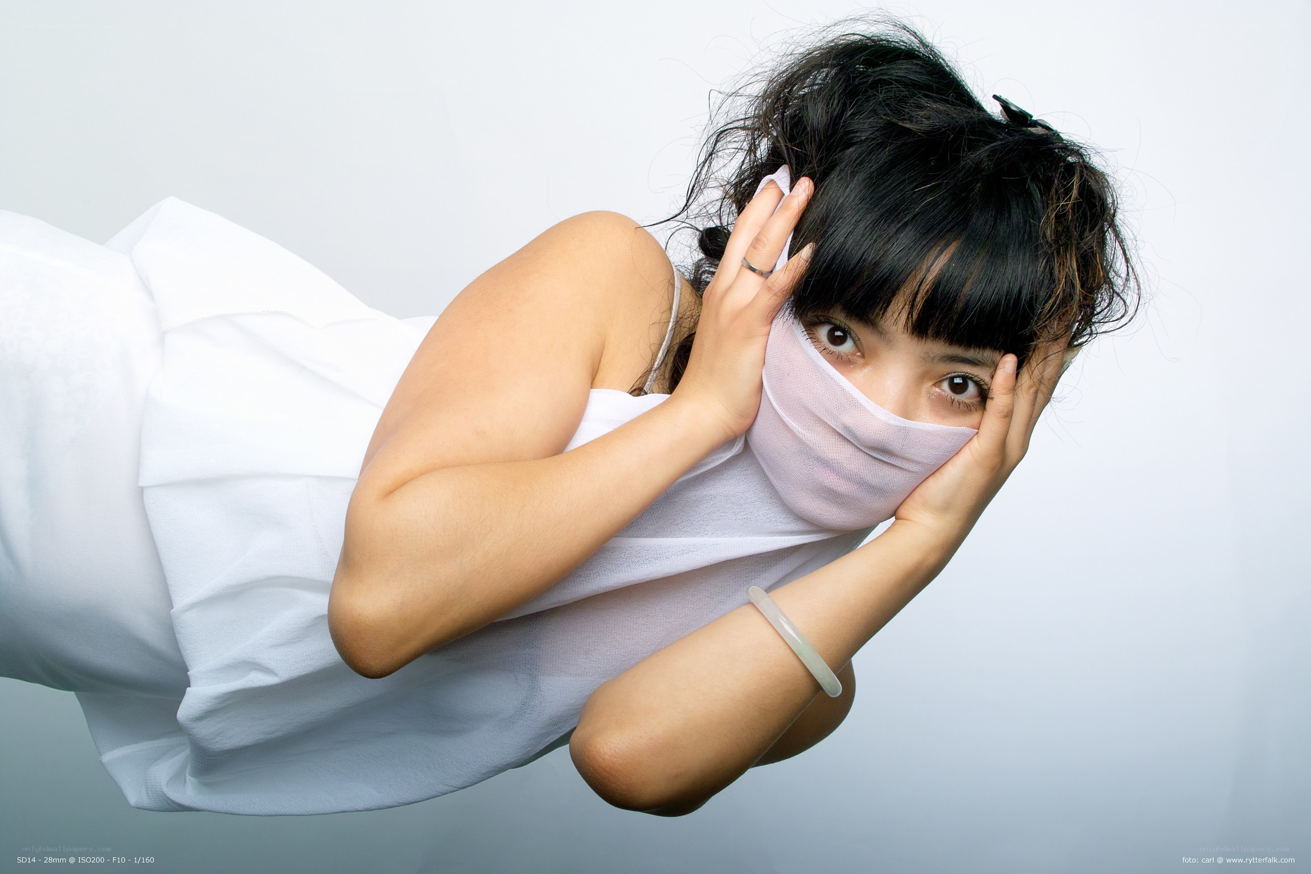 woman with face mask