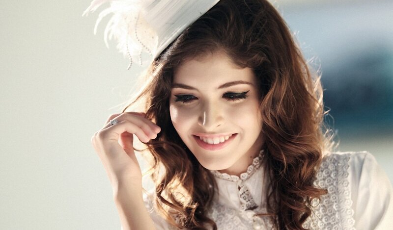 Woman with Feather Hat — White