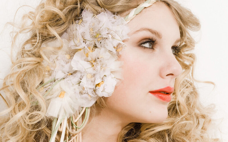 Woman with Floral Headpiece — Blonde