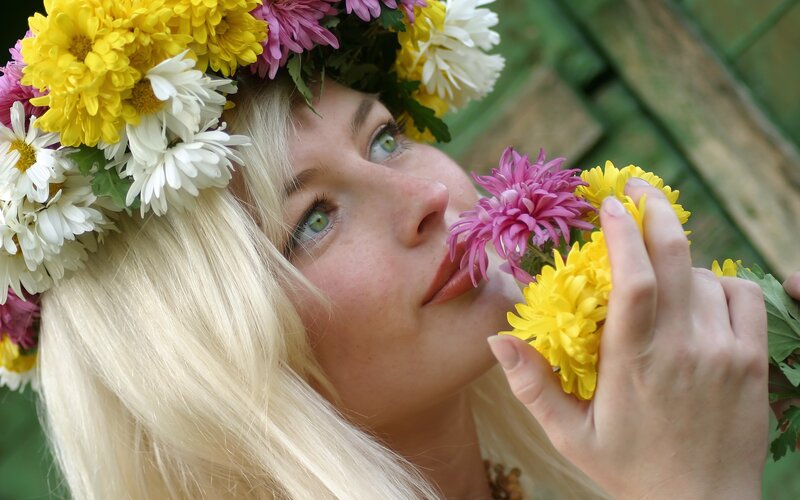 woman with flower crown