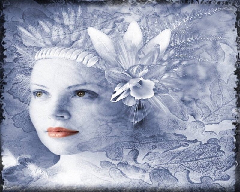 Woman with Flower Crown — Blue