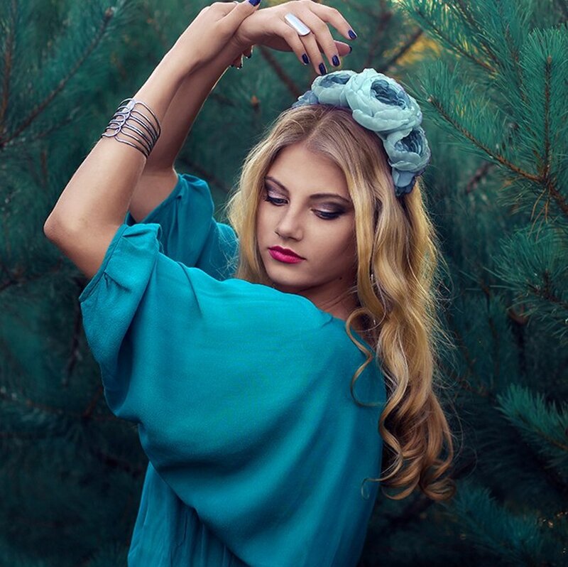 Woman with Flower Crown — Teal, Dramatic