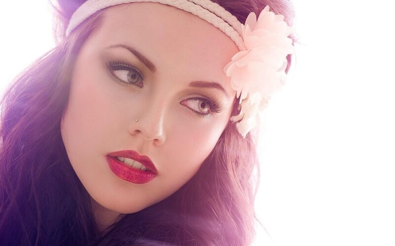 woman with flower headband