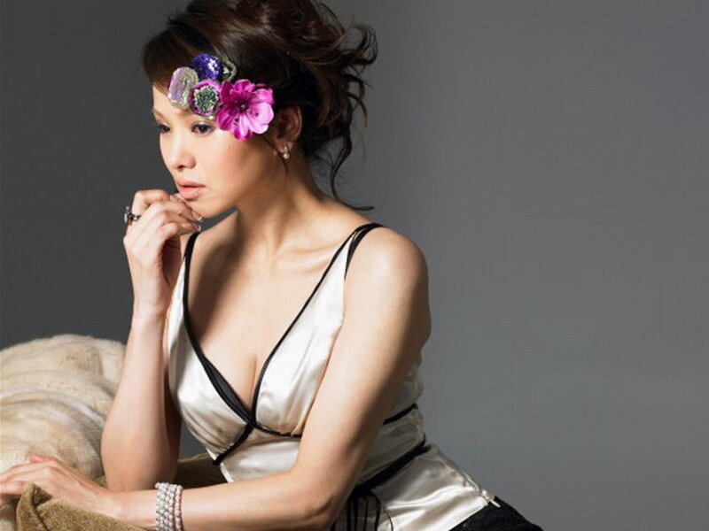 woman with flower headband