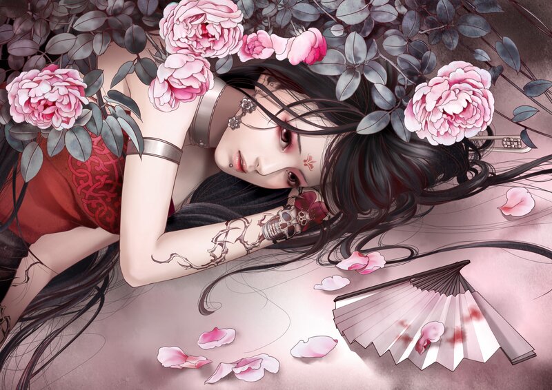 woman with flowers and fan