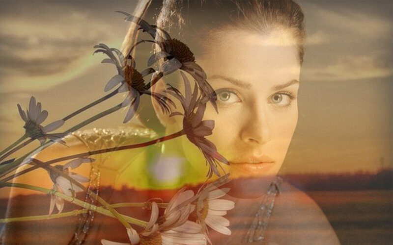 Woman with Flowers — Orange