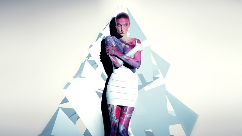 woman with geometric body art
