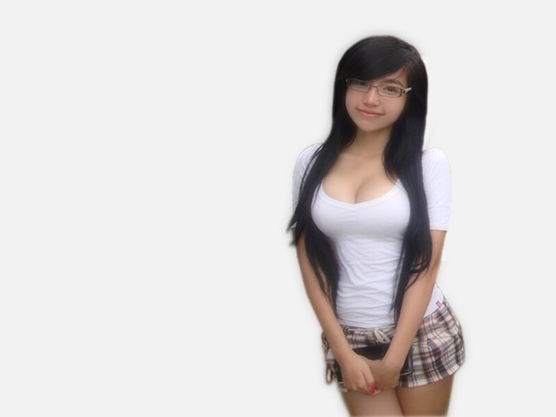 woman with glasses and plaid shorts