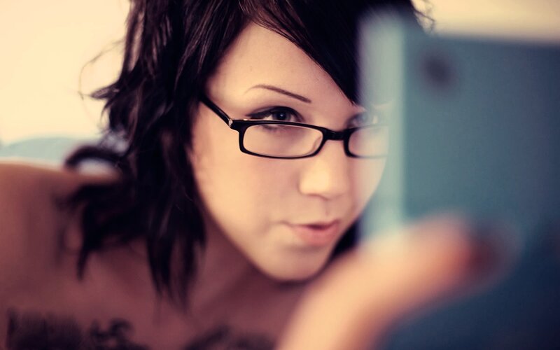 Woman with Glasses — Brown, Focused