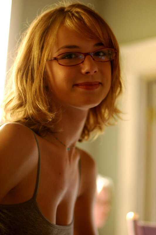 Woman with Glasses — Brown, Warm