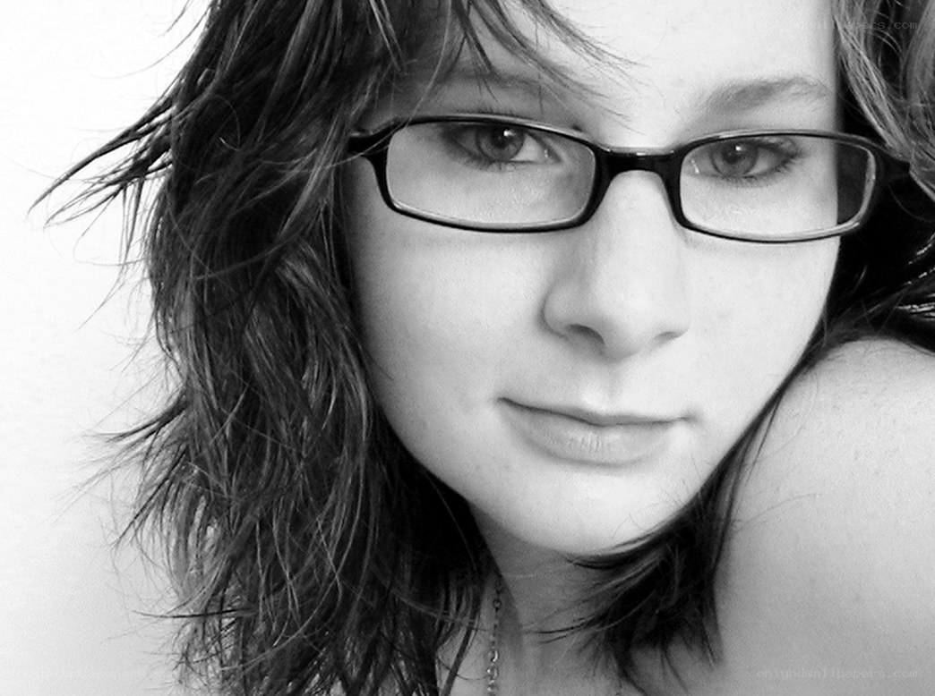 woman with glasses portrait