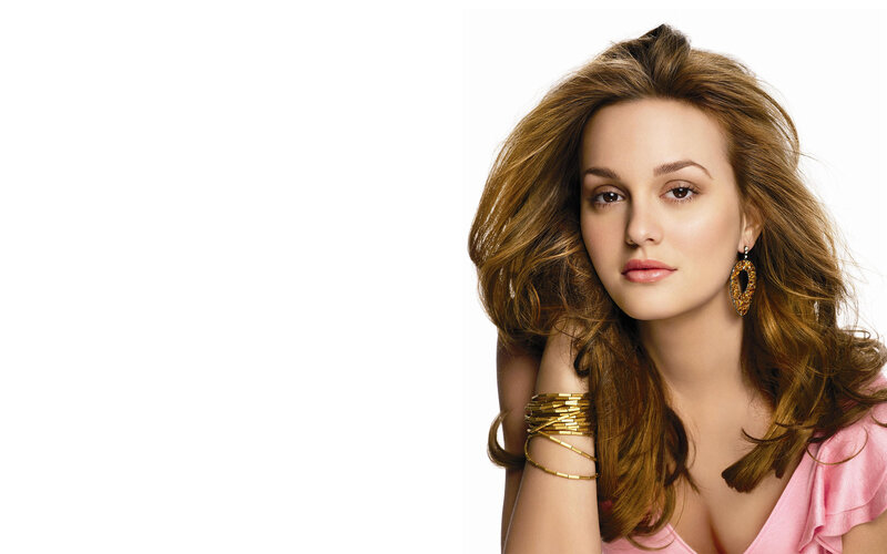 woman with gold jewelry