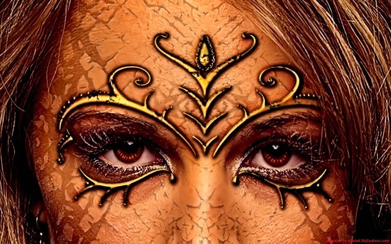 woman with golden face art