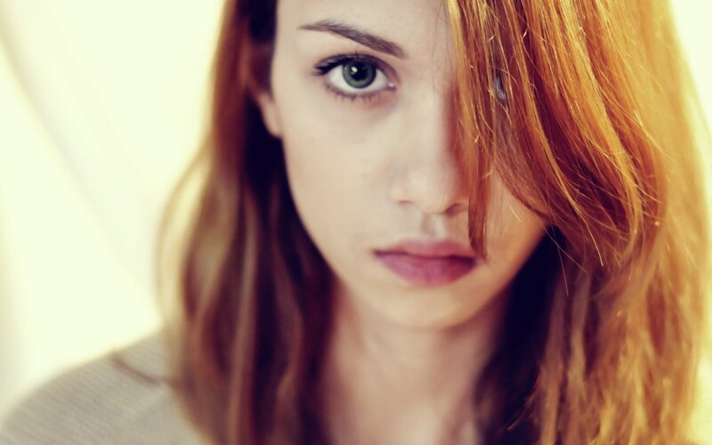 woman with green eyes