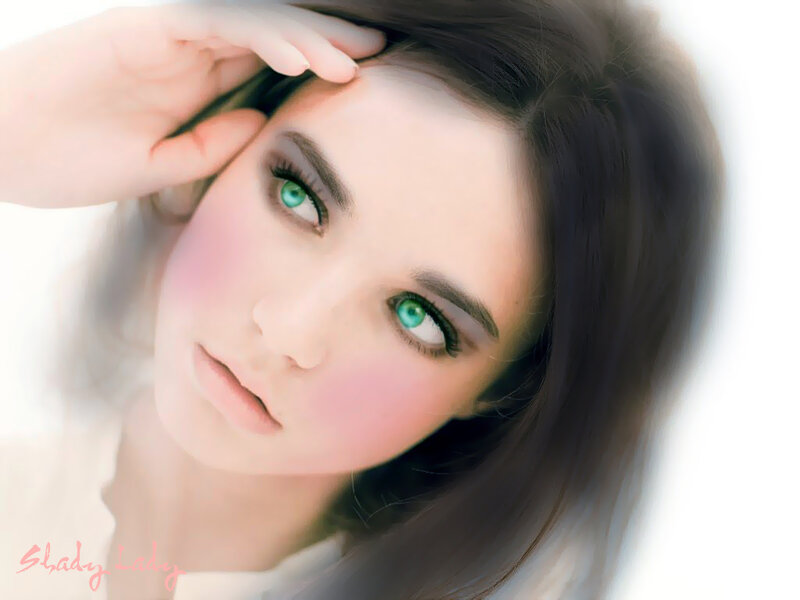 woman with green eyes