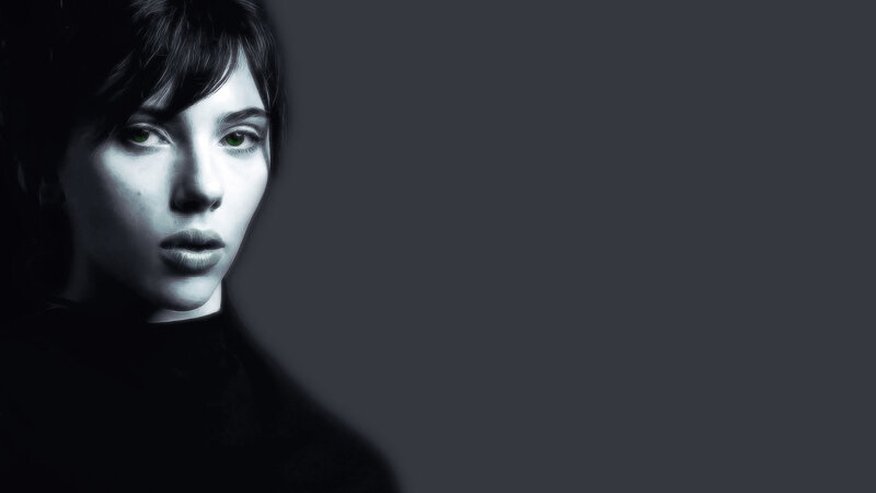 woman with green eyes