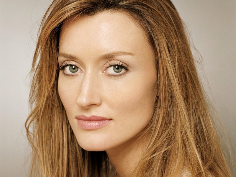 woman with green eyes