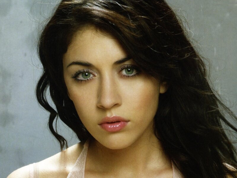 woman with green eyes