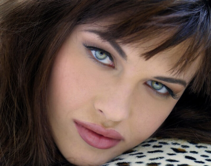 Woman with Green Eyes — Brown, Calm