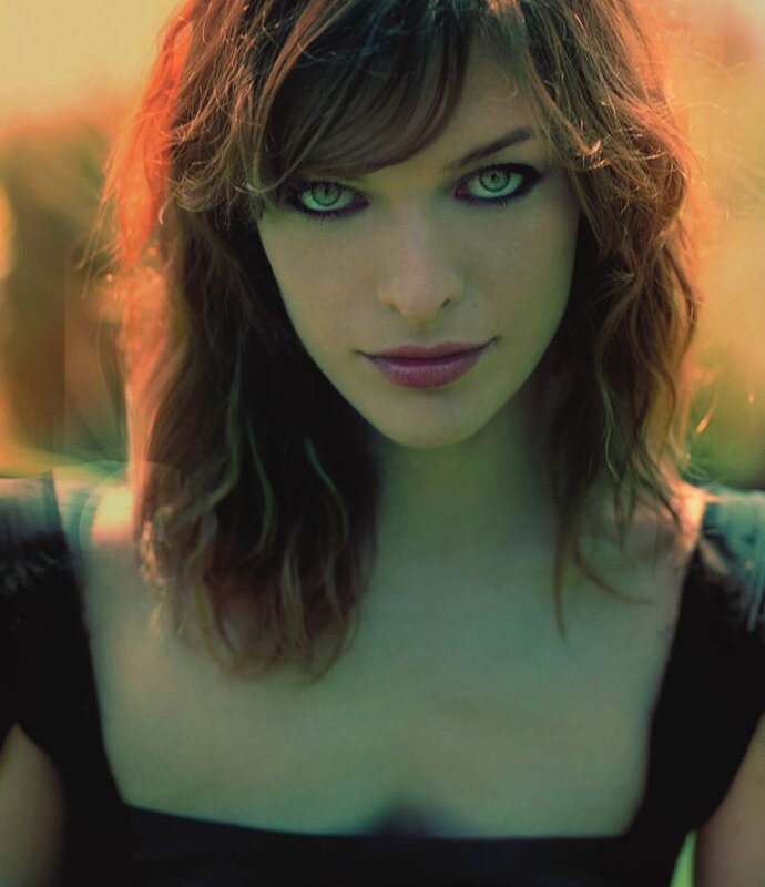 woman with green eyes in sunlight