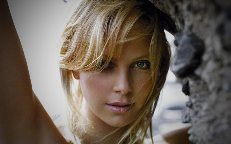 woman with green eyes looking at camera