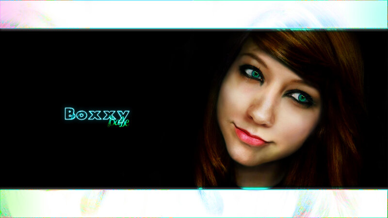 woman with green eyes portrait