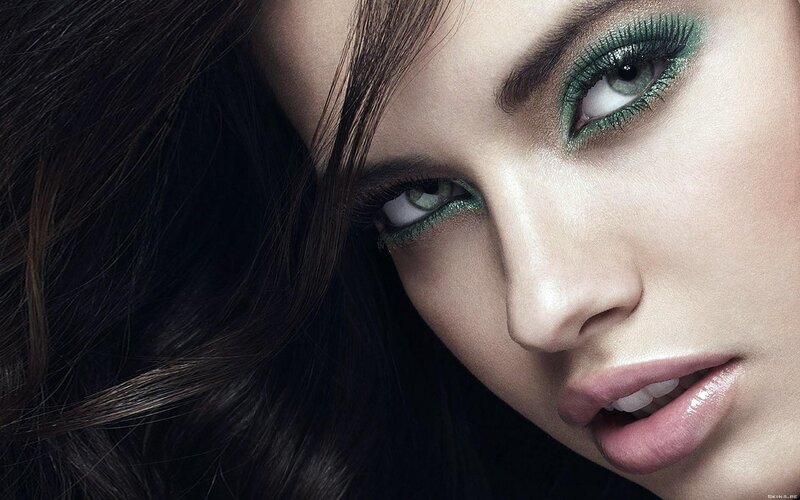 Woman with Green Eyeshadow — Dramatic, Photograph, Lip Gloss