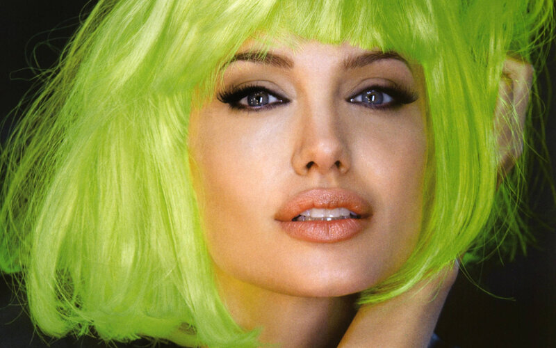 woman with green hair