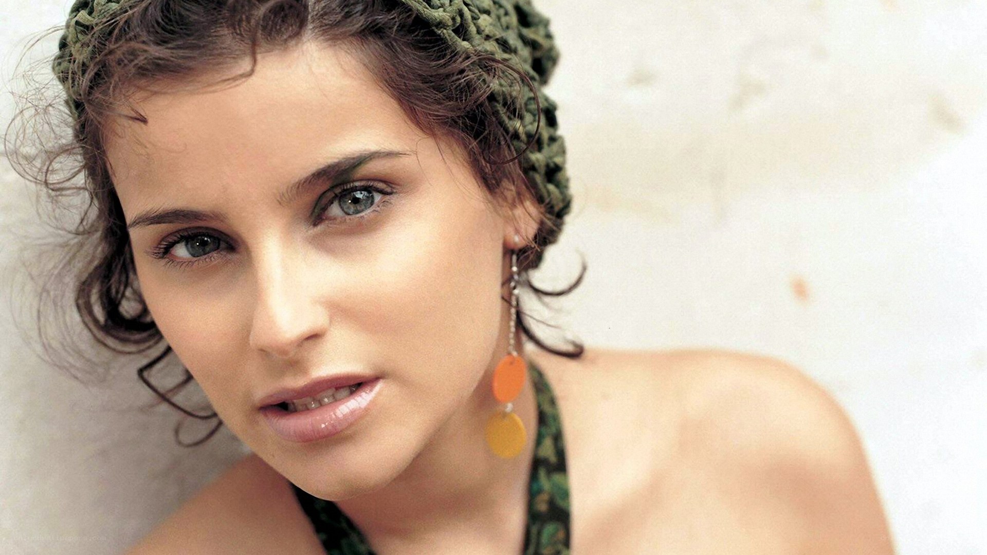 woman with green headband