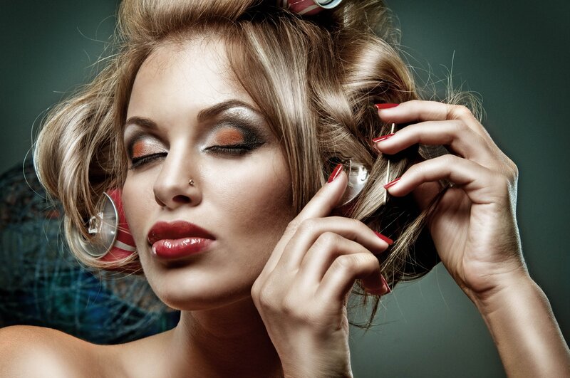 Woman with Hair Rollers — Brown, Dramatic