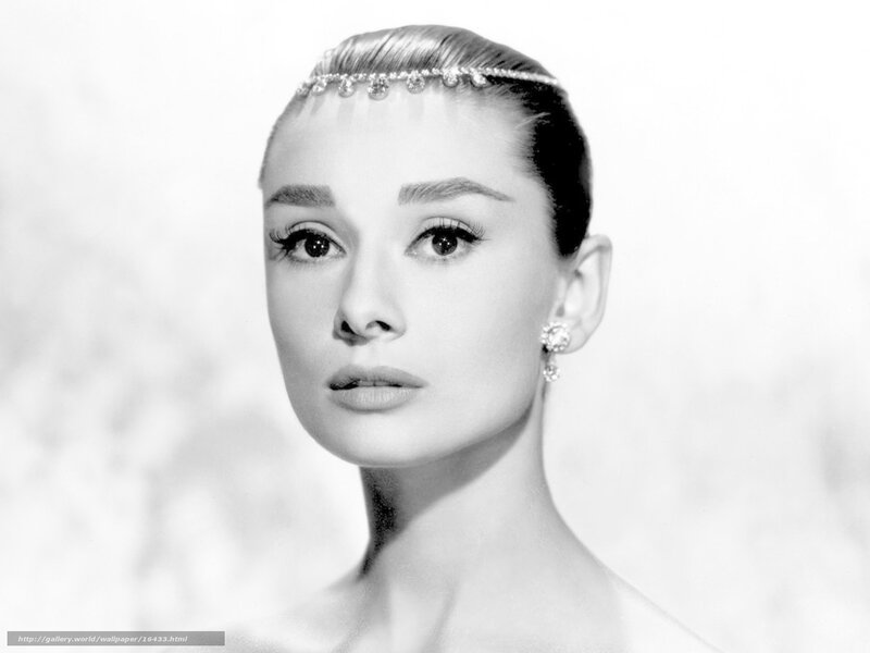 Woman with Headband — Black, Serene