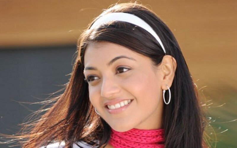 Woman with Headband — Black
