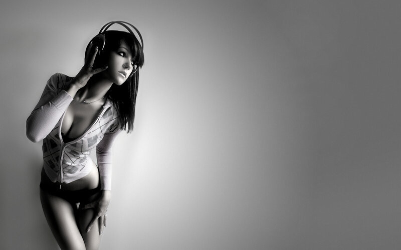 woman with headphones