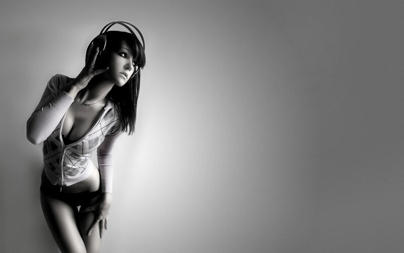 woman with headphones