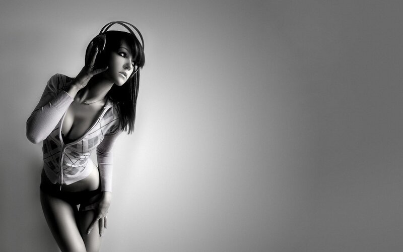 woman with headphones