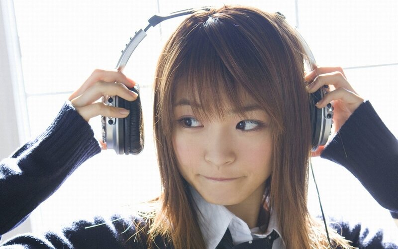 woman with headphones
