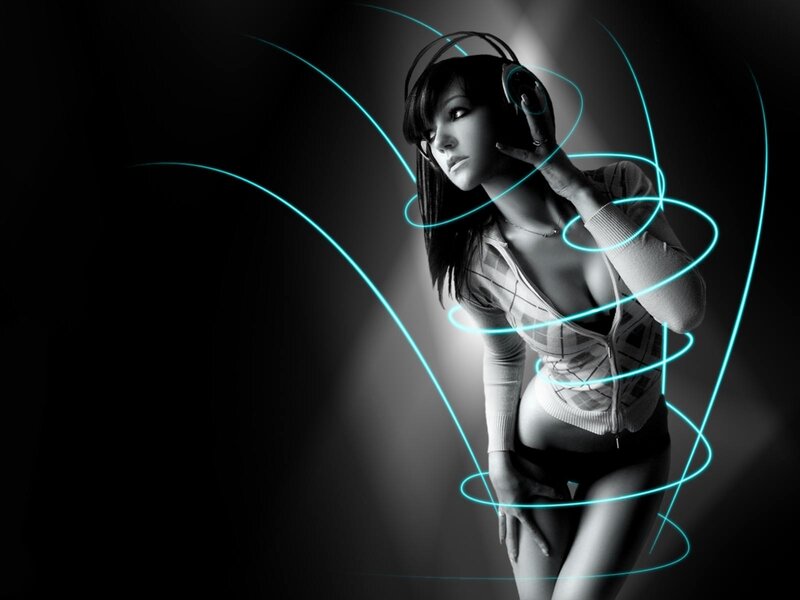 woman with headphones and light trails