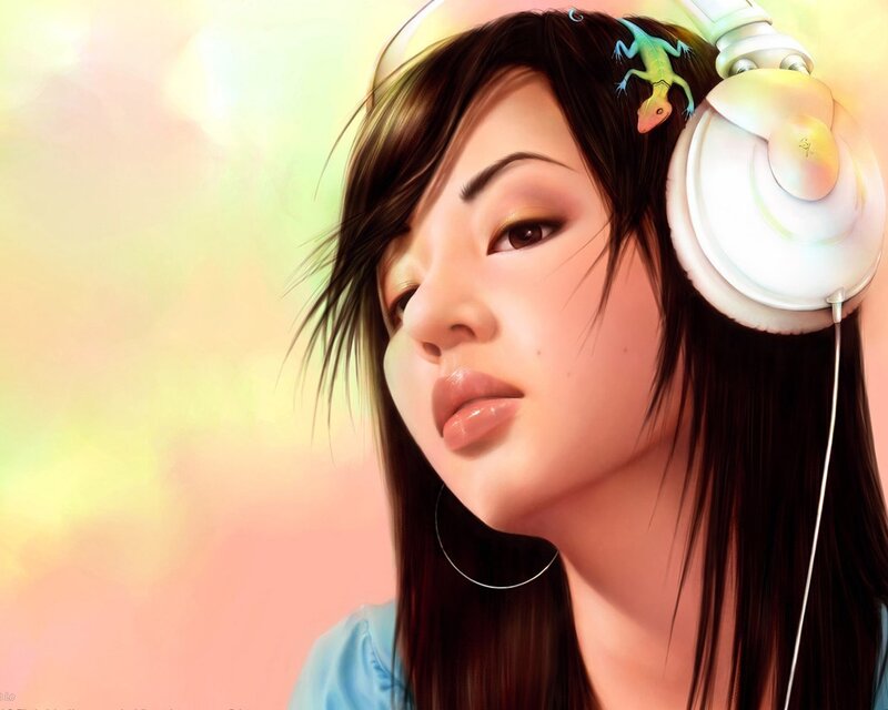 woman with headphones and lizard