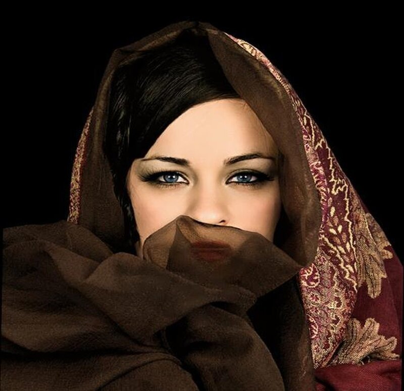 Woman with Headscarf — Brown